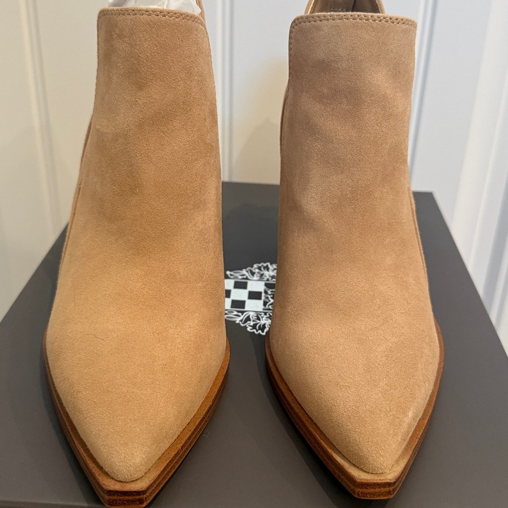 Vince Camuto Women's Tortilla Suede Ankle Booties - Picture 3 of 6